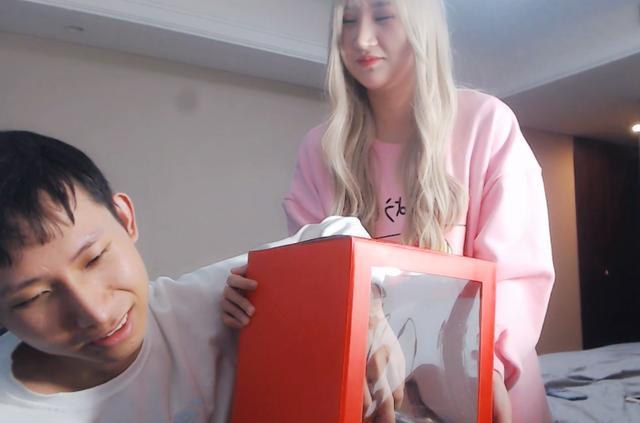 女友鸽子兮怀孕弹幕不停,梦泪瞬间变严肃,六个字强势回应