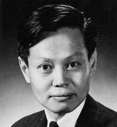 杨振宁|中国著名物理学家杨振宁，看看他回国后的月薪能有多少呢？