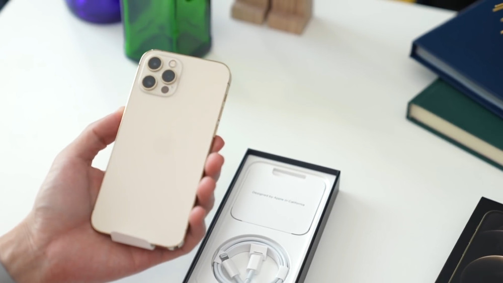 iphone12和12pro全方面对比看完再决定土豪勿进