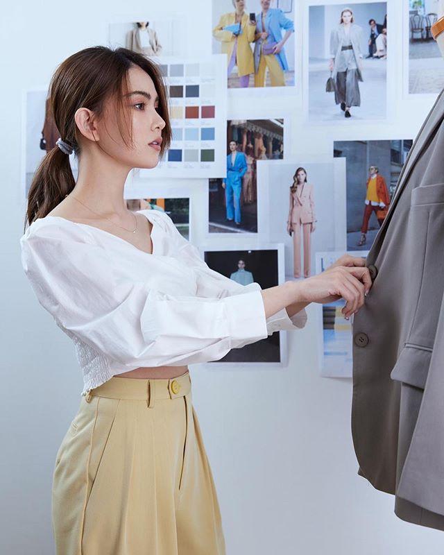 周杰伦|周杰伦5岁的女儿太懂事，家中处处让着弟弟，一句话感动全家