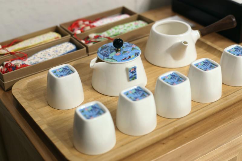 非遗|都是“尖货”：9件国家级、28件市级非遗展品亮相进博会新闻中心