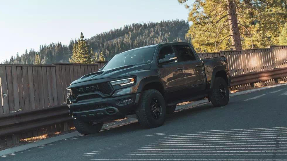 2021款道奇ram1500trx一款有硬汉气质的皮卡