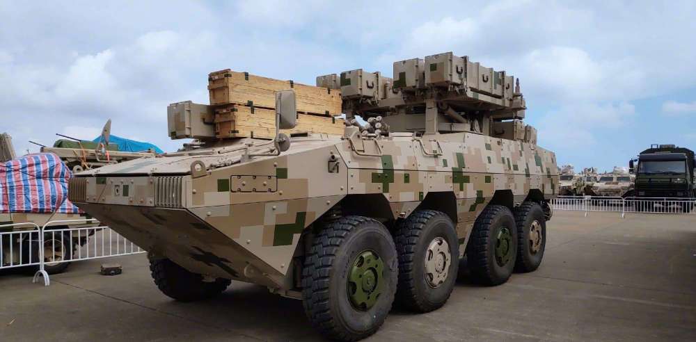 前段时间,我国陆军研制出一款威力大,火力强新型破甲装备,重型红箭10b