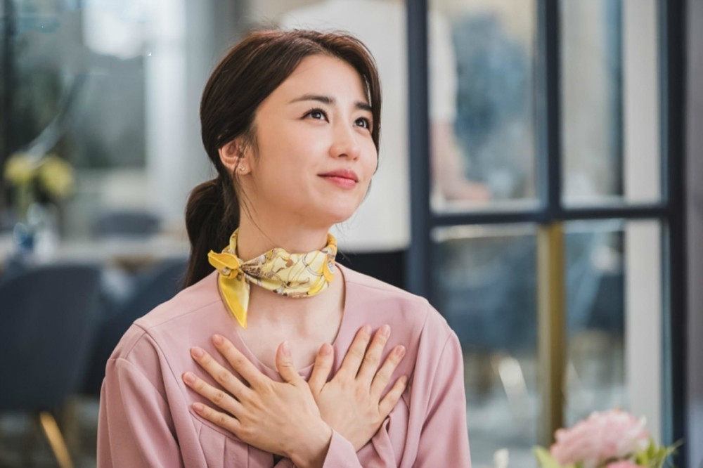 产后调理院首播严志媛尹博主演职场女强人爆笑生孩子