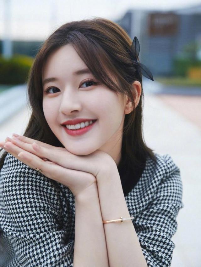 赵露思|于正疑朋友圈再吐槽赵露思：我凭什么要被扣帽子，一出大戏真够了