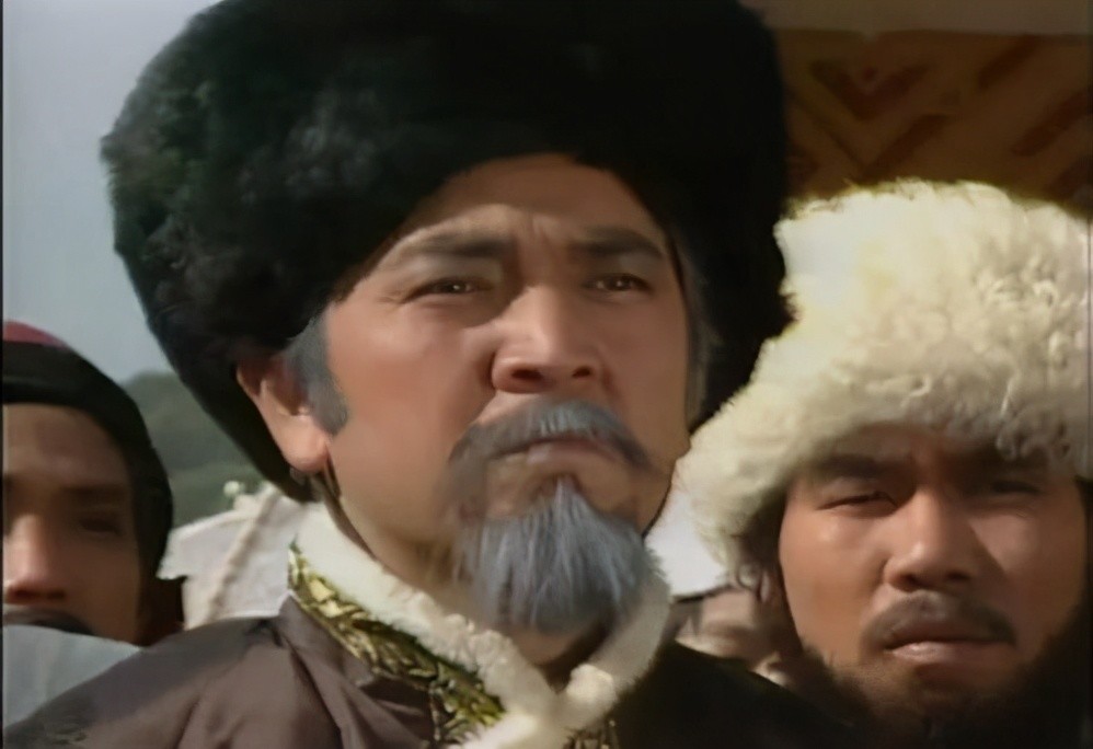 所以说,蒙古的普通百姓和哲别对郭靖的恩远在铁木真之上.