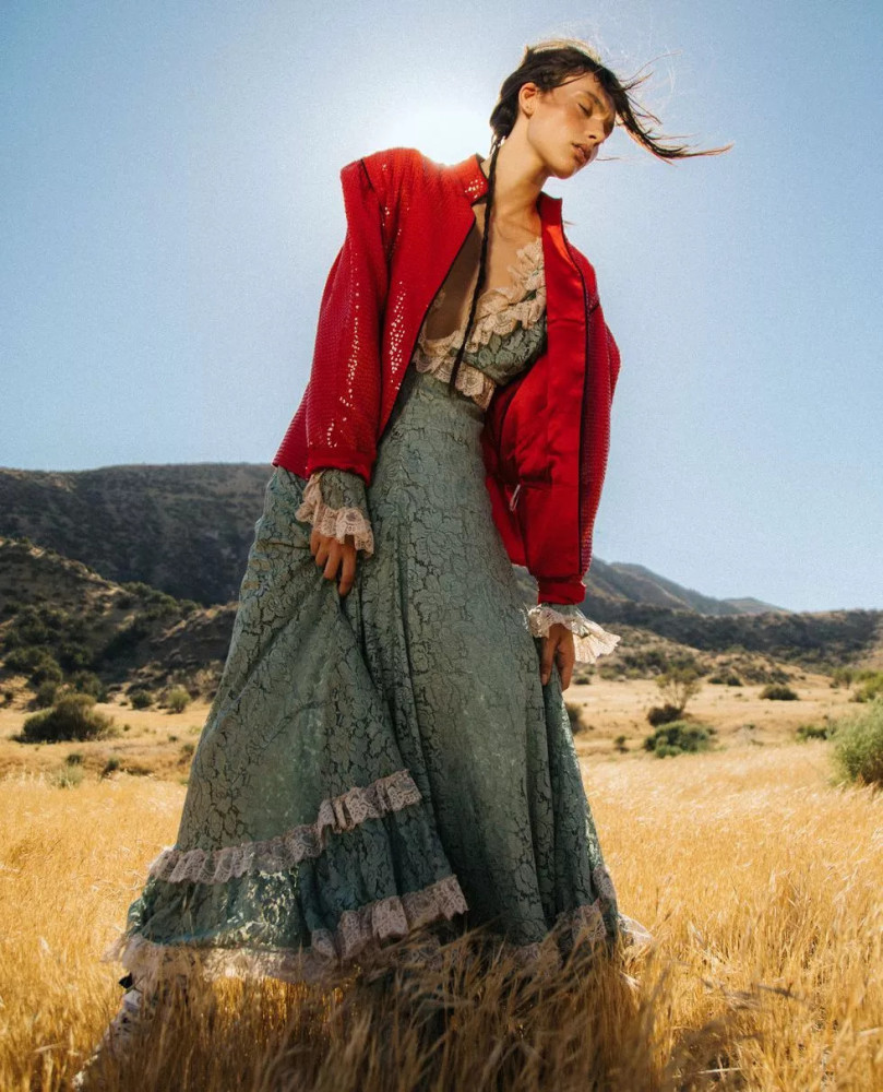 什么?现在又开始流行"奶奶裙",今年的土潮复古风既逆龄又接地气