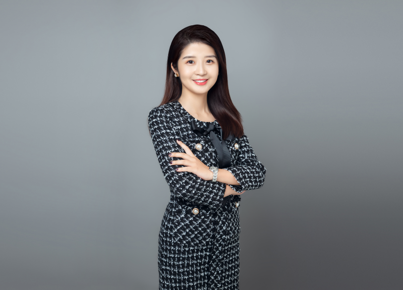 在众多汽车卖方分析师里,崔琰可能是较为独特的那一个.