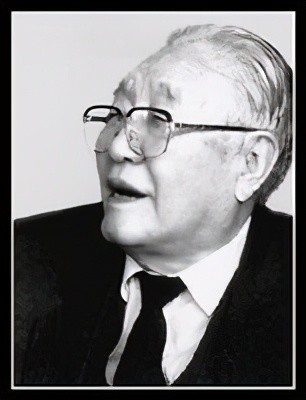 从这些履历我们可以看到,陈沂前期并没有军队经历,直到解放战争时期