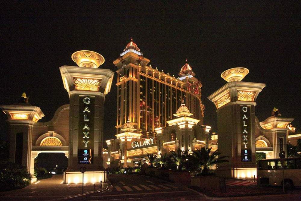 91岁"千亿赌王"雄风不减,常住酒店不回家,1分钟赚5辆兰博基尼