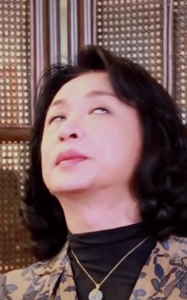 53岁金星罕见和老公花式秀恩爱汉斯不理妻子金星无奈翻白眼