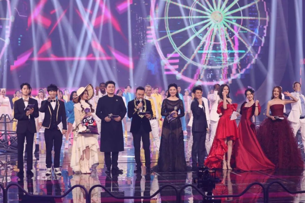 天猫双11开幕直播盛典|揭秘天猫双11开幕直播盛典：一场由18组团队、40条专线