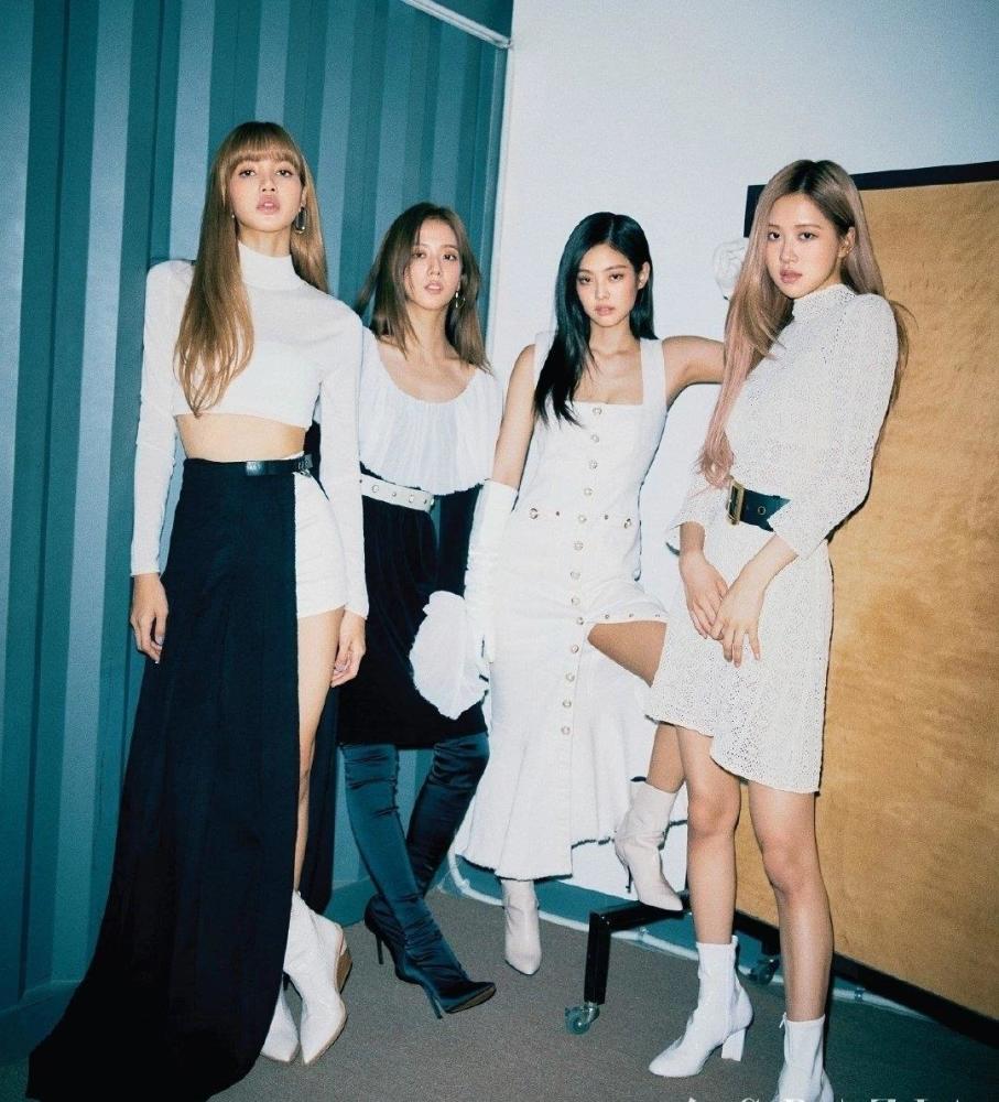 blackpink四人都好绝,合体照各有各的美,新时代姐妹花无疑了
