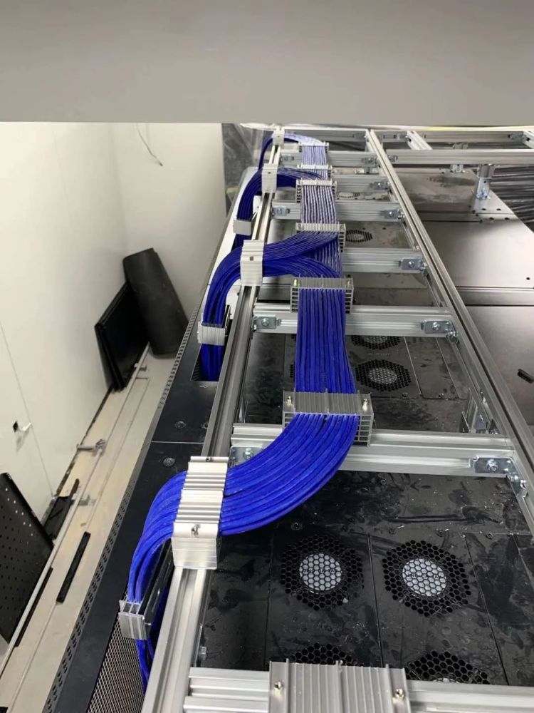 布线工程做成这样,简直就是艺术品!