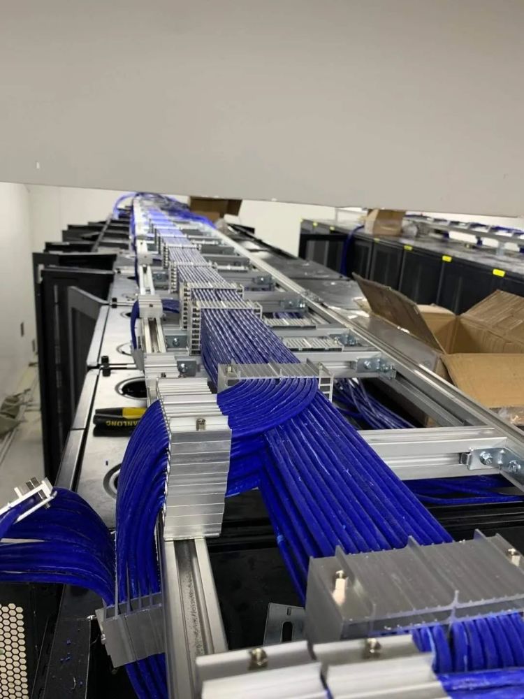 布线工程做成这样,简直就是艺术品!