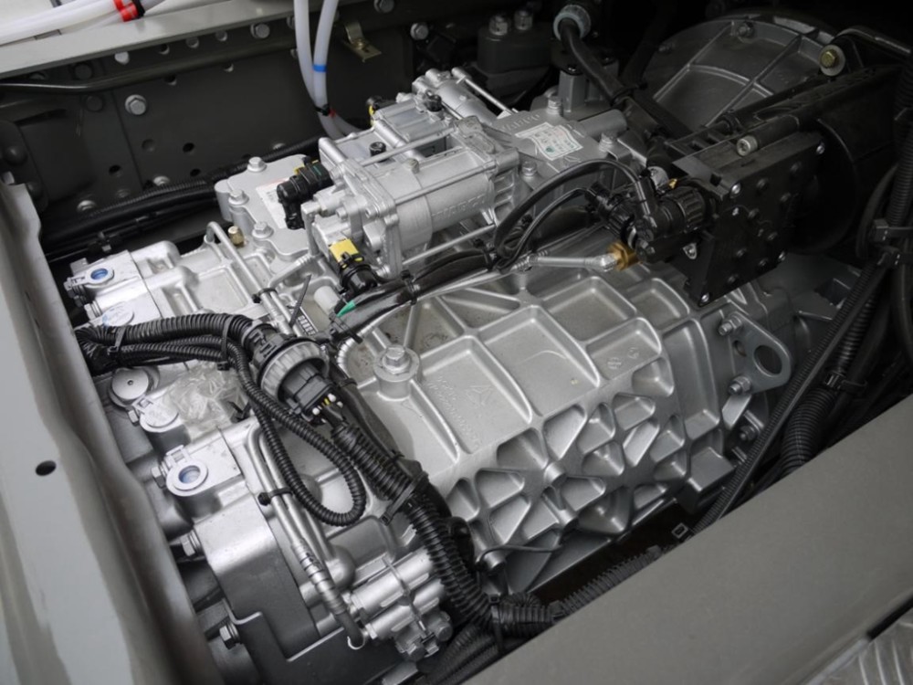 中国重汽与wabco联合开发的无忧换挡变速箱