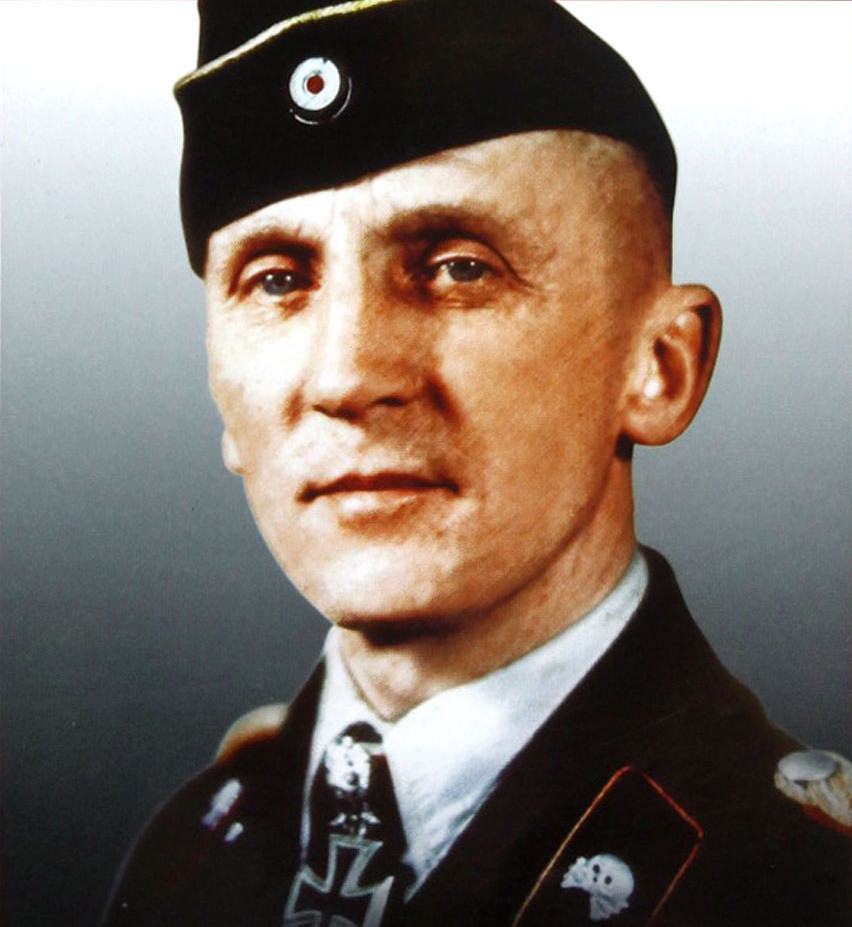 德国二战投降后,纳粹名将们集体谢幕,为何他却继续风光无限?