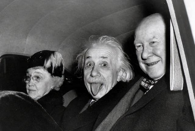 爱因斯坦|爱因斯坦真说过：当科学发展到尽头，发现神在那等了几千年？