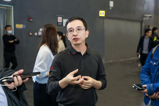 伍斌在和我们的交谈中表示,华为未来将会把更多品质内容逐步拓展到"1