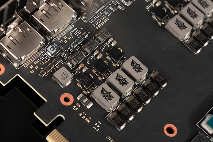 华硕rogstrixrtx3070o8ggaming显卡评测