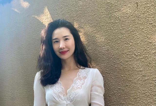 出镜成了焦点,张大奕不发声似乎承认失败