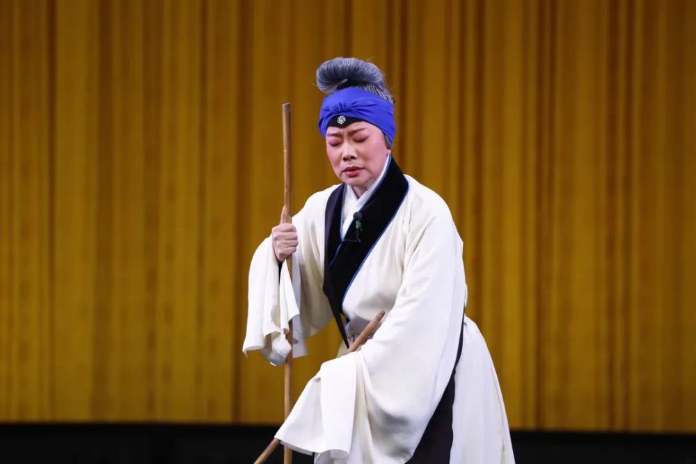 吉林省大众剧场主演:刘俊杰,刘治强演出单位:吉林省戏曲剧院京剧团