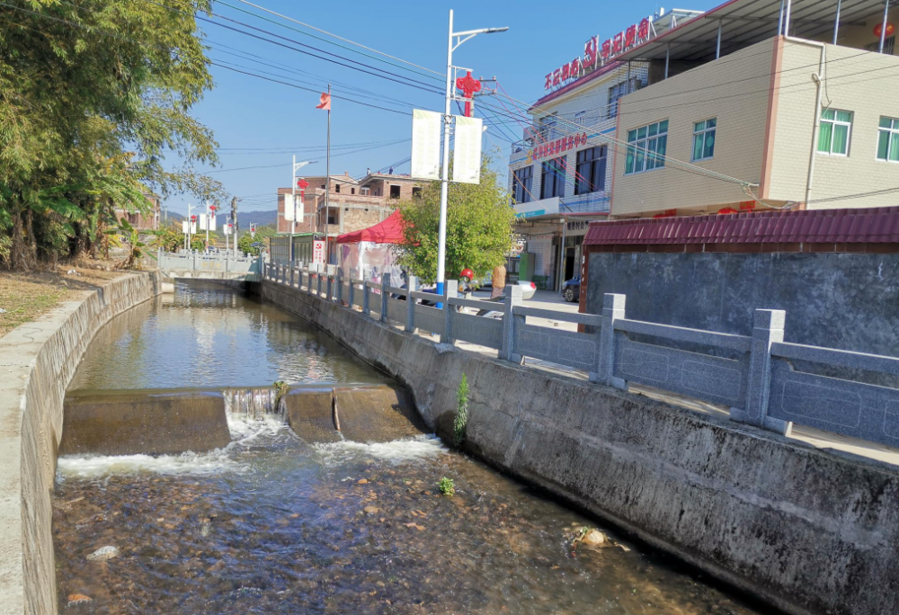 中新镇帮扶梅州市这个村134人全面实现脱贫!_腾讯新闻