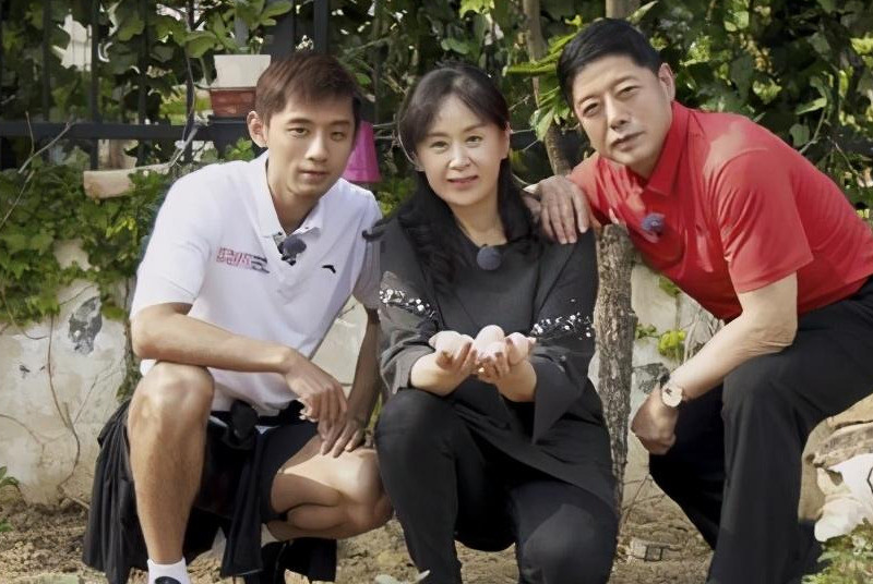 张继科上恋爱综艺,自傲又轻浮,随意到有点不尊重人