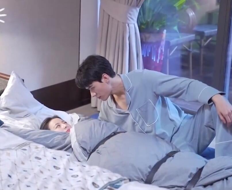 从结婚开始恋爱鹿方宁撩汉指南全公开撩得凌睿不要不要的