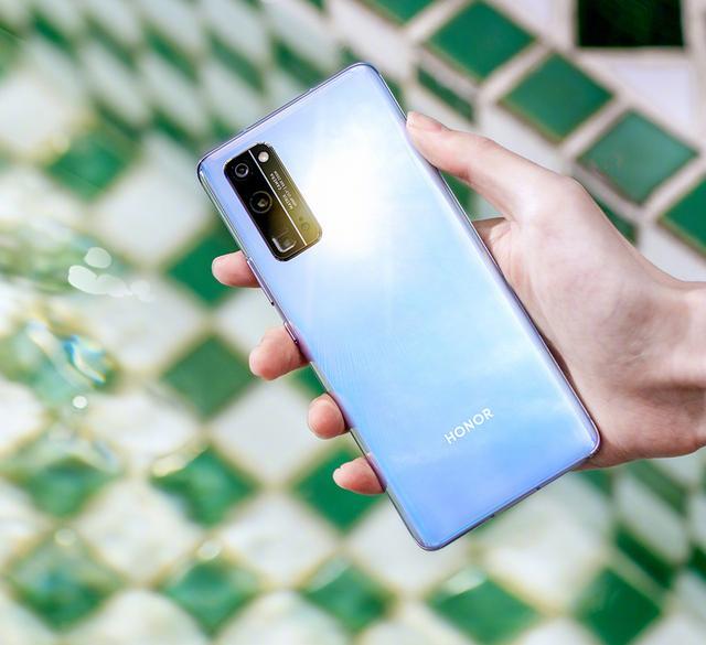 2020最强千元手机排名_盘点2020年最值得购买的6部手机,从千元到旗舰,实力