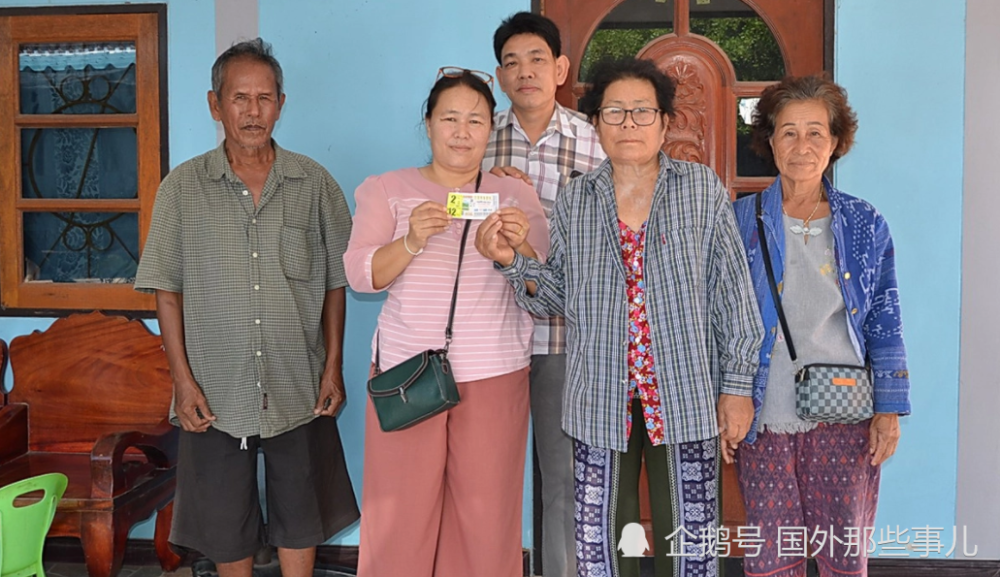 梦见我摆地摊做生意(梦见摆地摊做生意什么意思)
