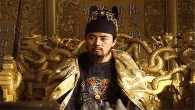 崇祯|李自成进军北京前，崇祯为何没有南迁？其实是被大臣忽悠了