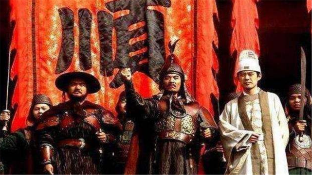 崇祯|李自成进军北京前，崇祯为何没有南迁？其实是被大臣忽悠了