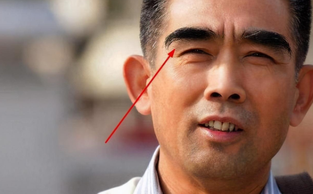 寿命长的人,脸上有5大特征,占一个,也值得恭喜,是长寿体质