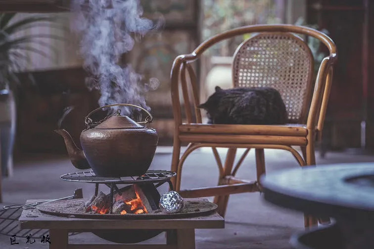 北京|放弃北京百万年薪，她跑到西部山区开家有歌声的店，集一村文艺人