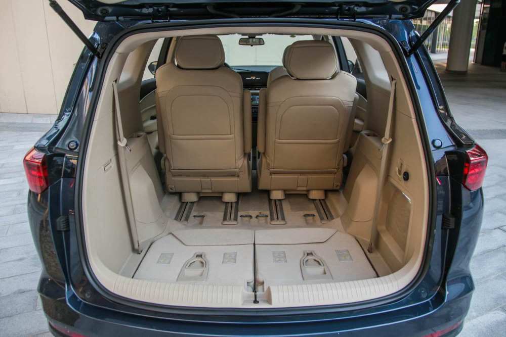 大四座五菱凯捷开售喜提5000车主,奥德赛,gl8会因此下探价格吗?