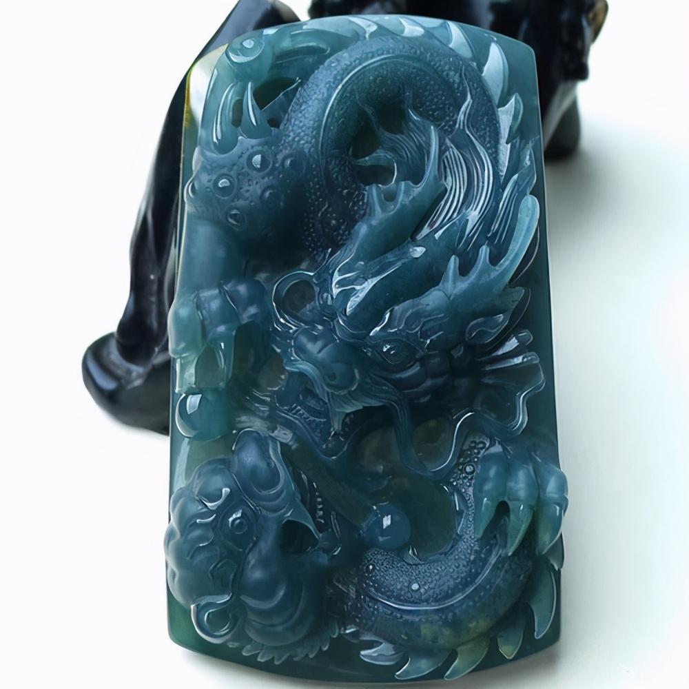 蓝水翡翠墨翠油青翡翠大家能分清楚吗