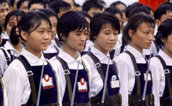 布鲁诺·巴贝|1973年中国真实老照片：当今90后，想象不到的70年生活！