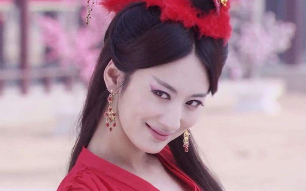 郭珍霓:怕是再没有哪个古装美人,比她更媚了_腾讯新闻