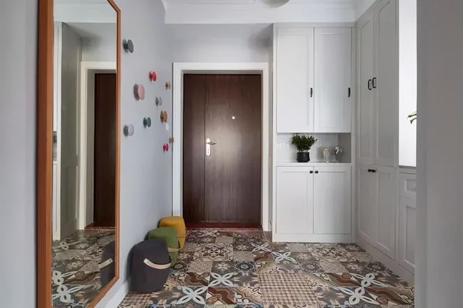 没有玄关怎么办?不妨试试这样设计,还能避免开门见厅的尴尬