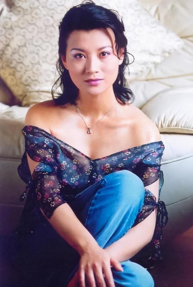 史兰芽儿子母亲三婚带他嫁给李幼斌他被继父宠爱品学兼优