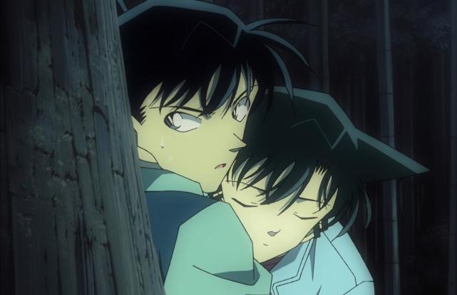 柯南小兰有多欧皇抽奖必中打牌都赢还拆炸弹救下所有人