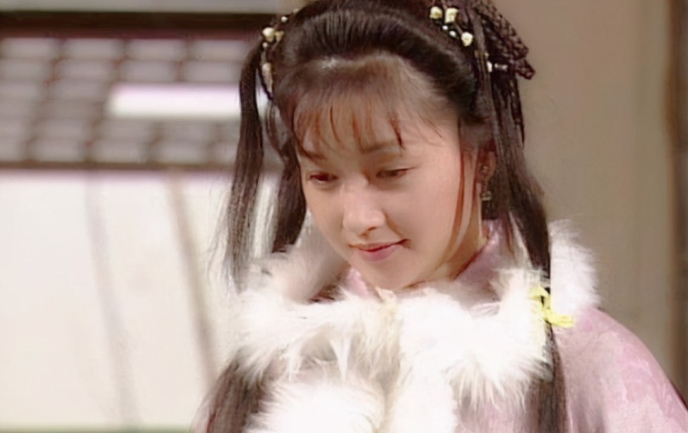 "最美郭襄"隐退后,如今在当护士?_腾讯新闻