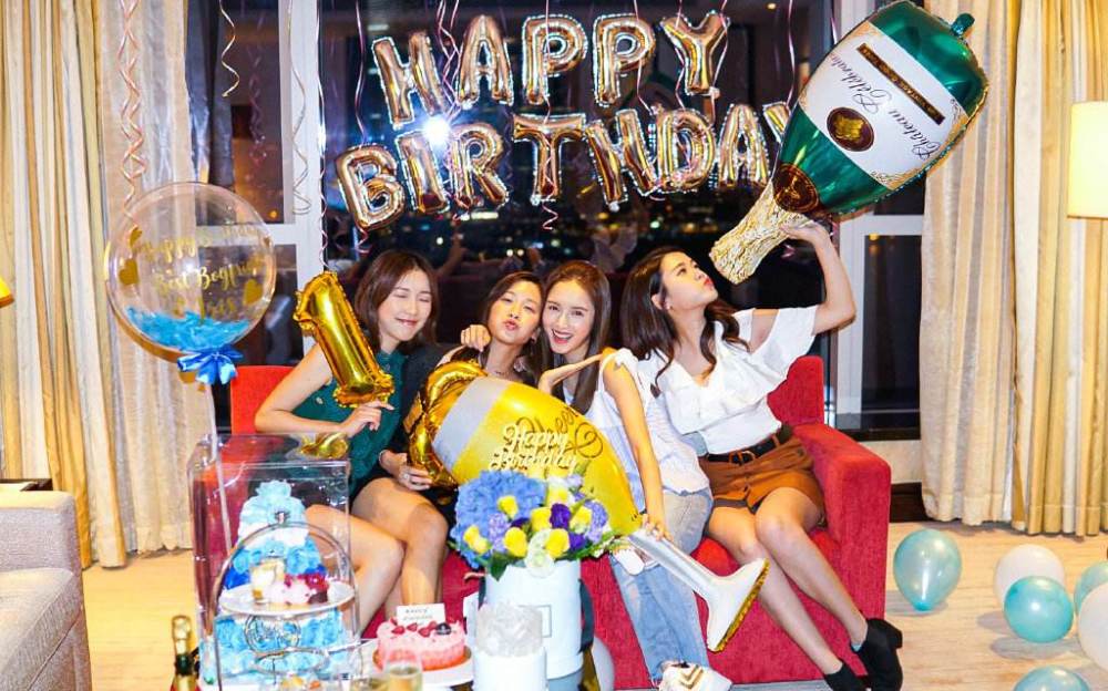 tvb|决裂！TVB上位小花晒照庆25岁生日，与“过气闺蜜”上演宫斗记