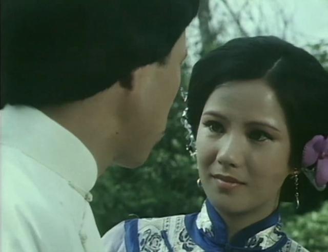 他的扮演者是黎汉持,当你想到他也是一灯大师和曲洋的时候,就对龙海生