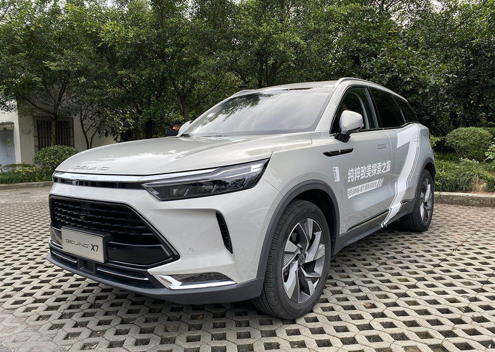 10-15万"不得不看"的北京x7,真是槽点多多!|大头试车_腾讯新闻