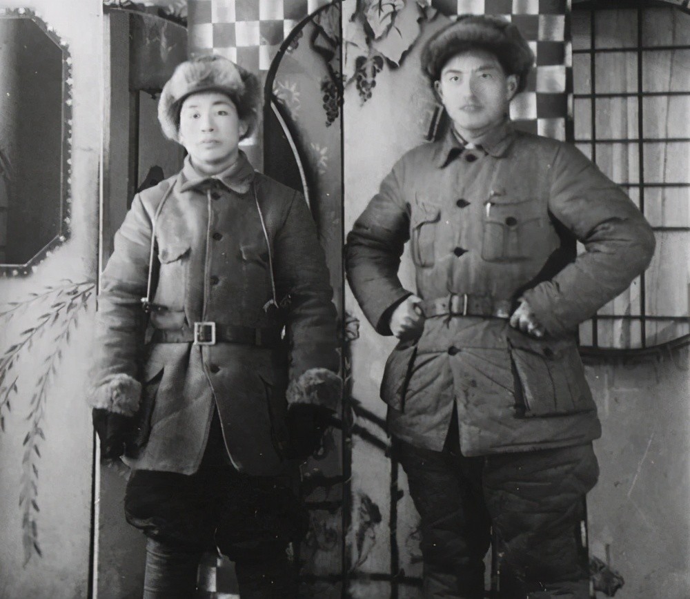 他原本应授开国少将,却因开枪打伤自己的脚,被降为大校