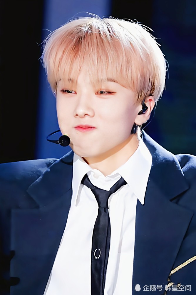 "那么最后大家对于朴志晟膝盖受伤作何感想呢?在留言区发表一下呗!