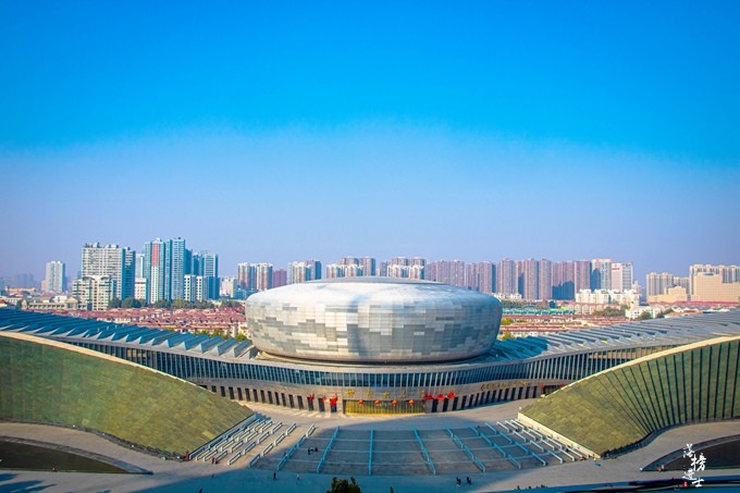 河北邯郸有一处环球中心被誉为最in打卡地充满了时尚范