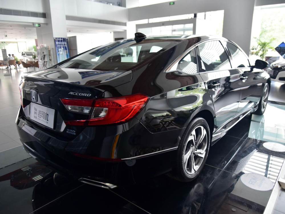 的外观以及本田雅阁多年来积累的口碑,使得在本田雅致的销量不断提升